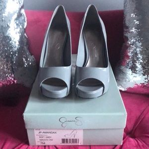 Jessica Simpson Gray Patent Leather Peep Toe Shoes